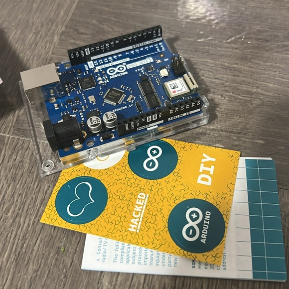 ARDUINO UNO WiFi REV2/WALTHERS Model Motorizing Kit Dc Motor/Blackhawk Speaker - Picture 3 of 15